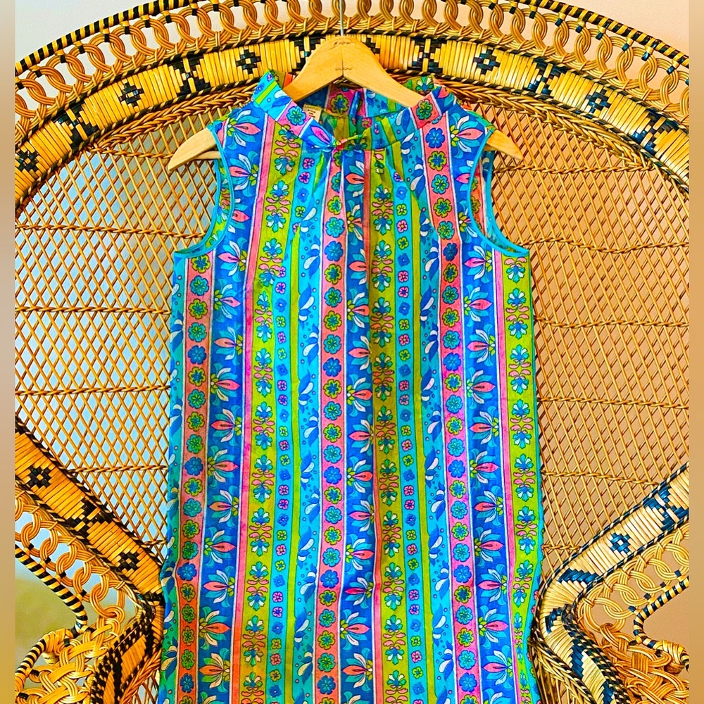 Vintage RARE 60s A-Line shift PAPER DRESS. Mod. Psychadelic.